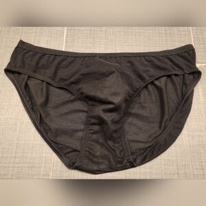 Men's bikini briefs